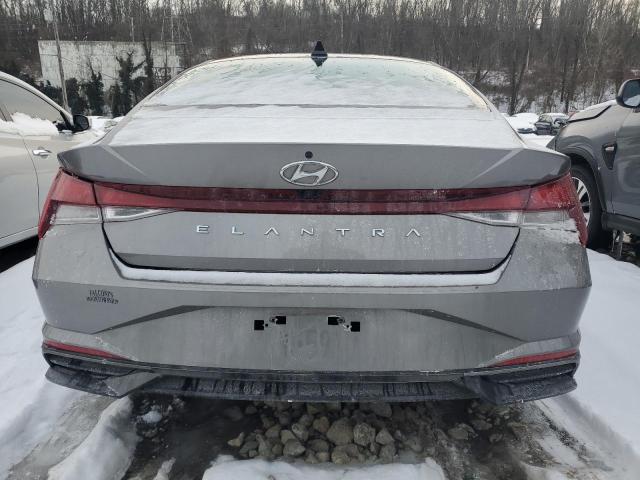  HYUNDAI ELANTRA 2021 Srebrny