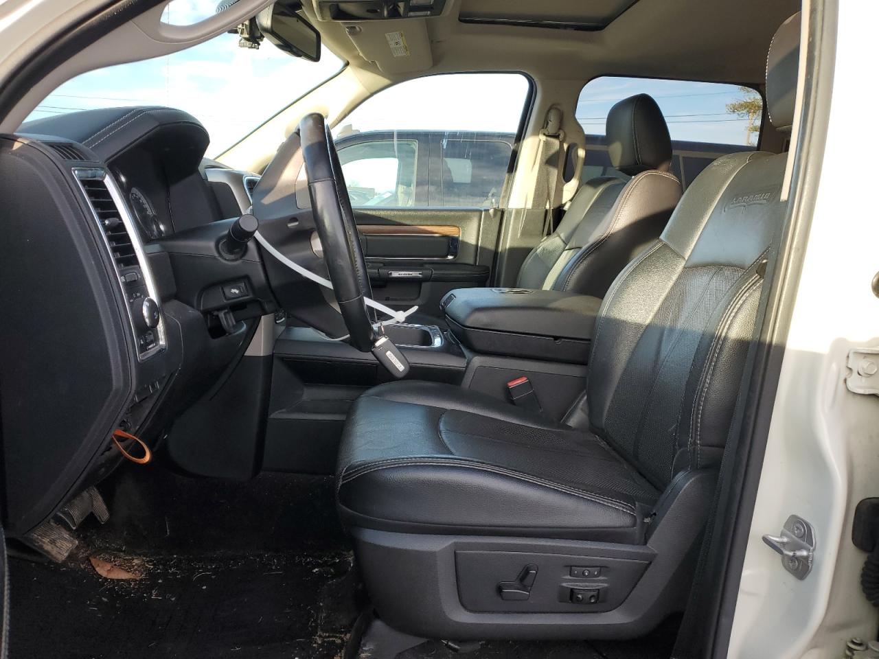2018 RAM 1500 - Image 7