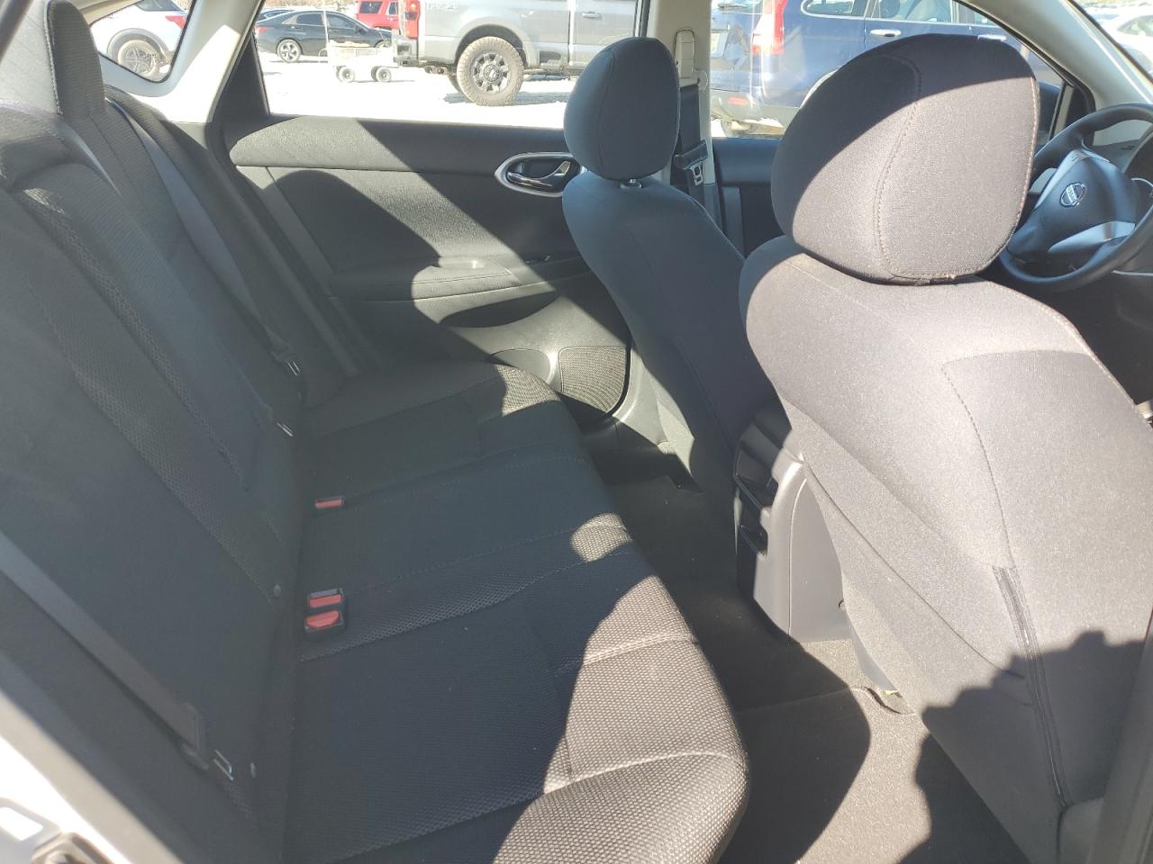 2013 Nissan Sentra - Image 10