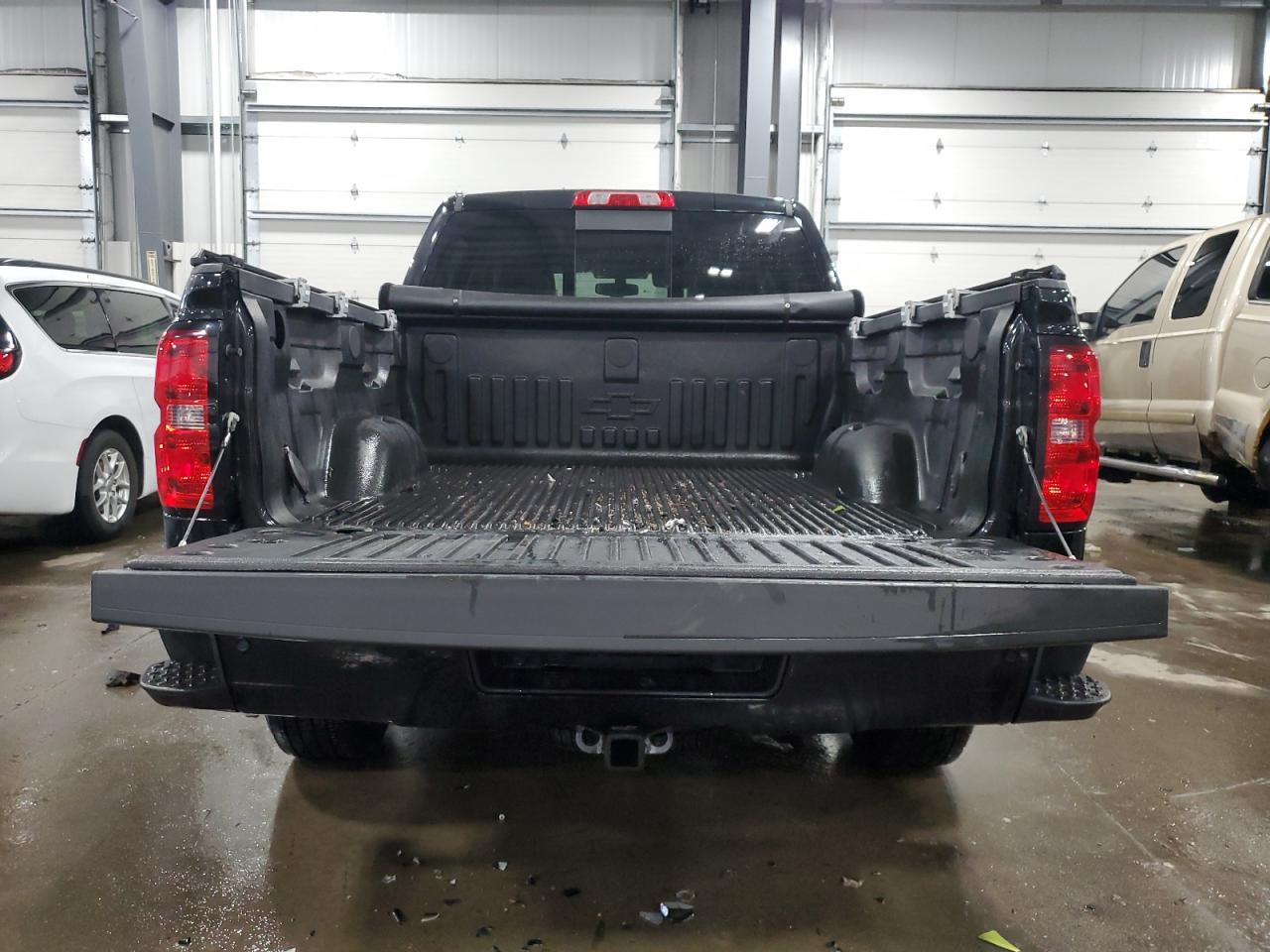 2016 Chevrolet Silverado - Image 6