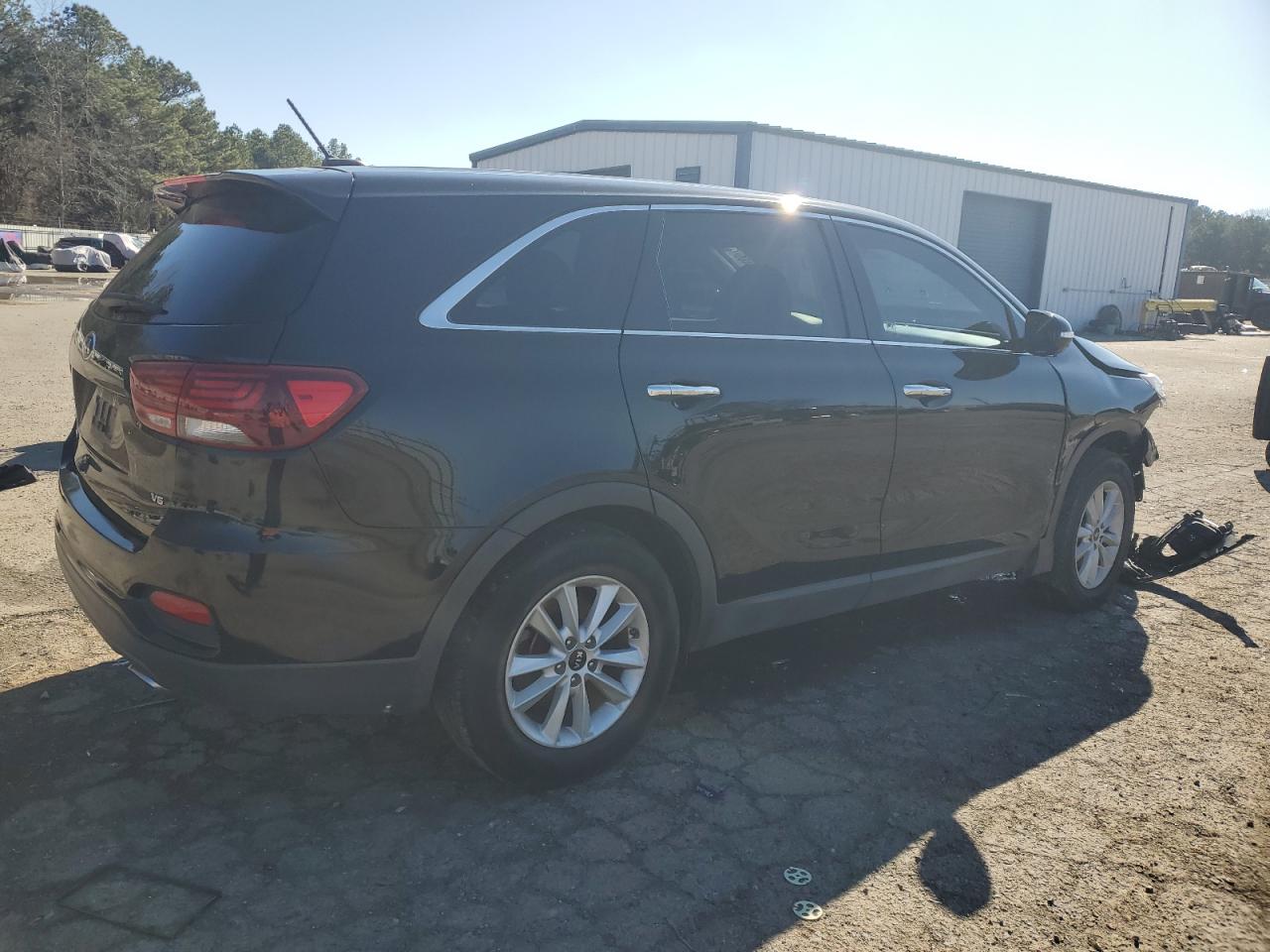 2019 Kia Sorento - Image 3