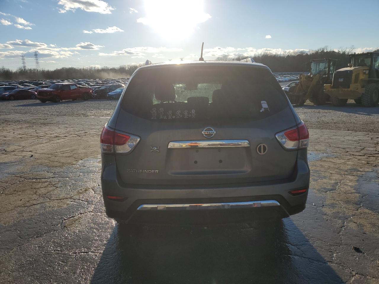 2015 Nissan Pathfinder - Image 6