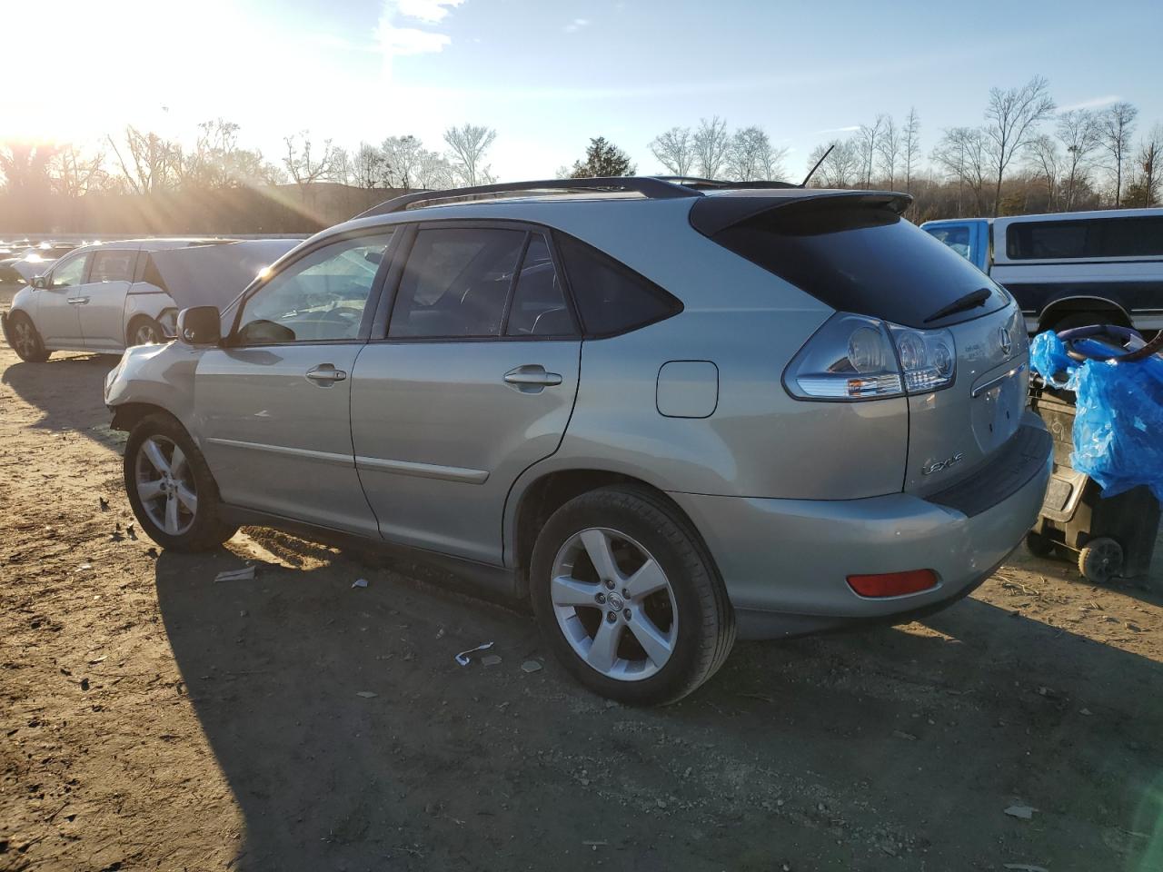 2004 Lexus RX - Image 2