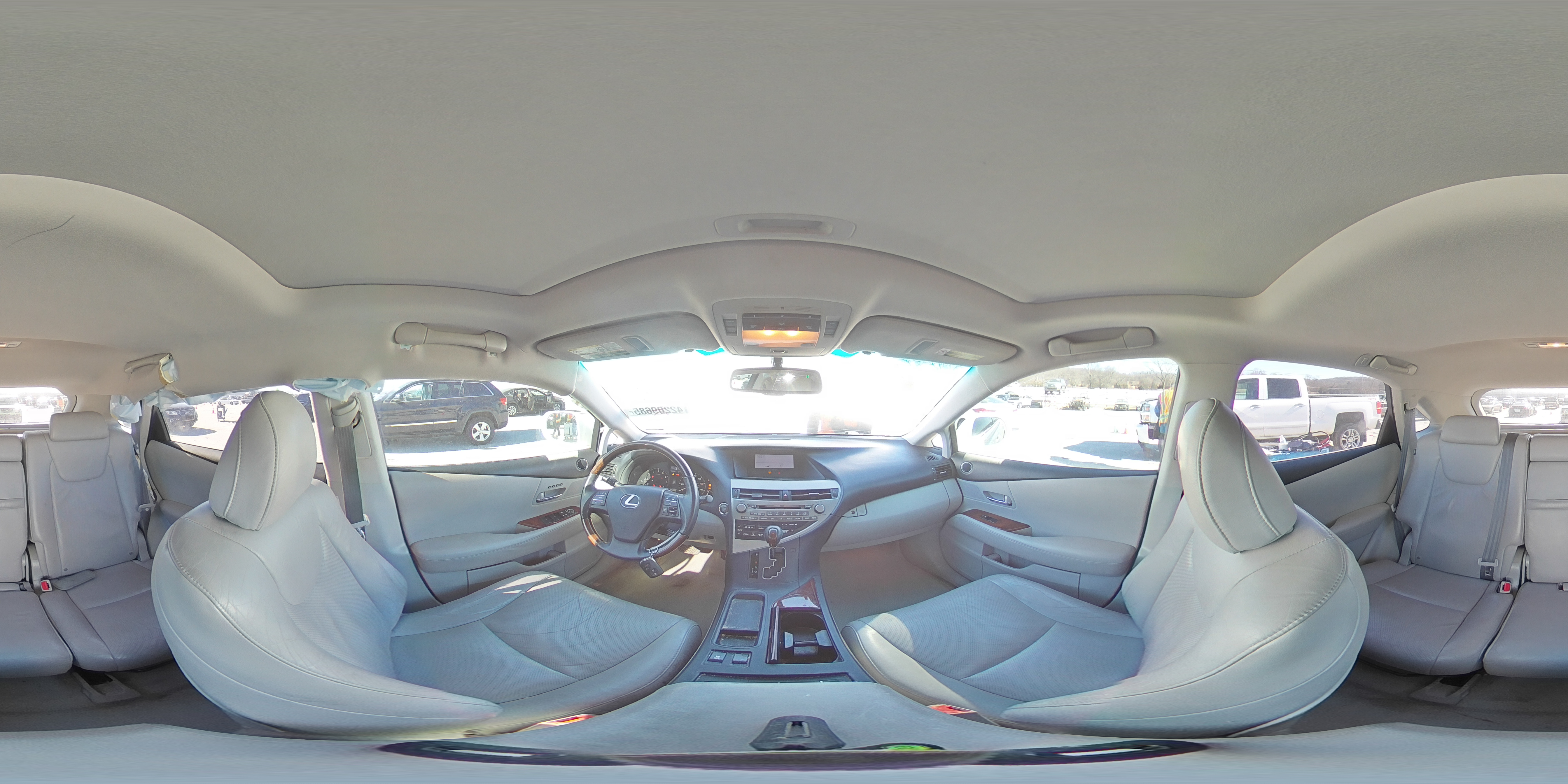 2010 Lexus RX - Image 14