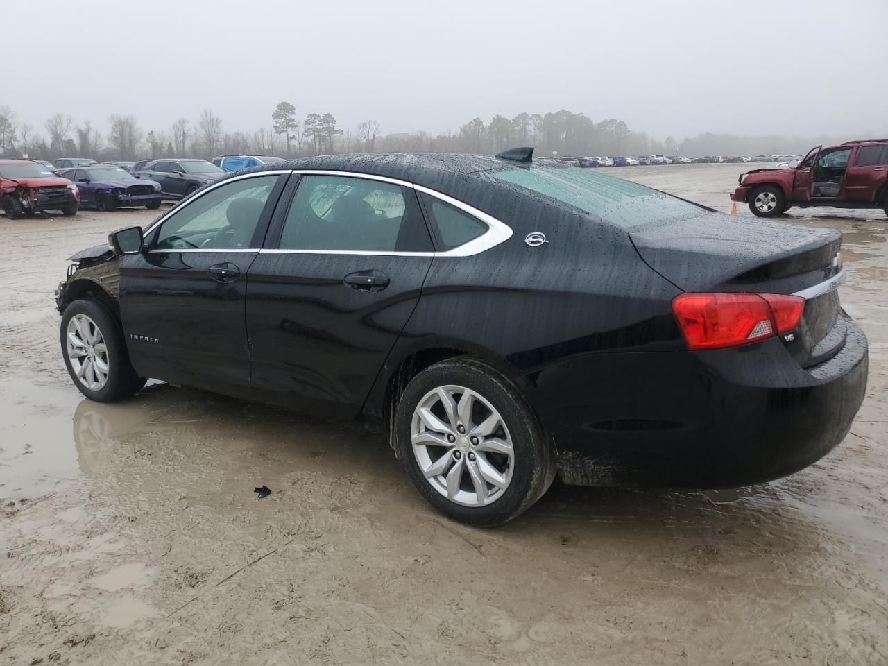 2018 Chevrolet Impala - Image 2