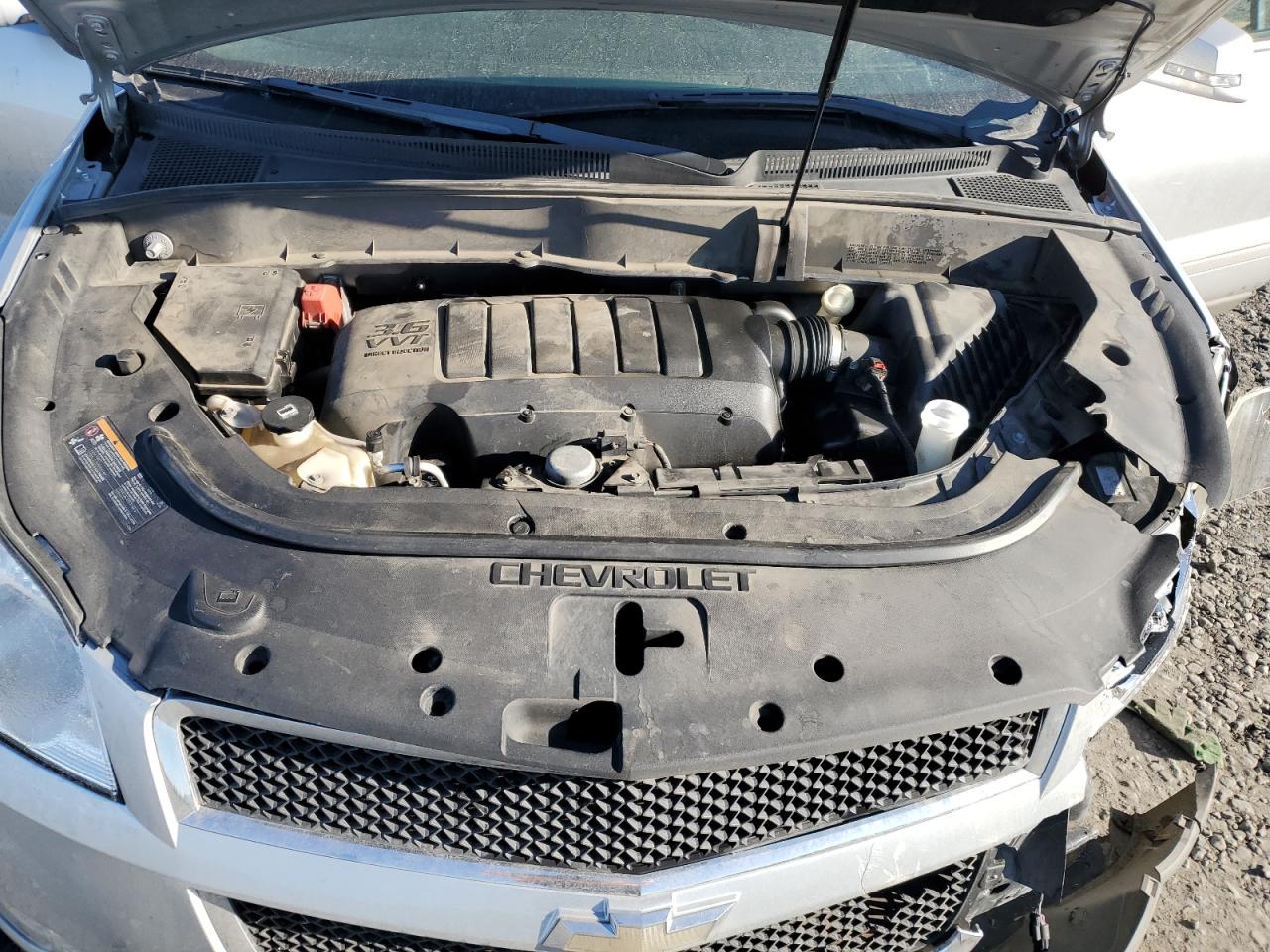 2012 Chevrolet Traverse - Image 12