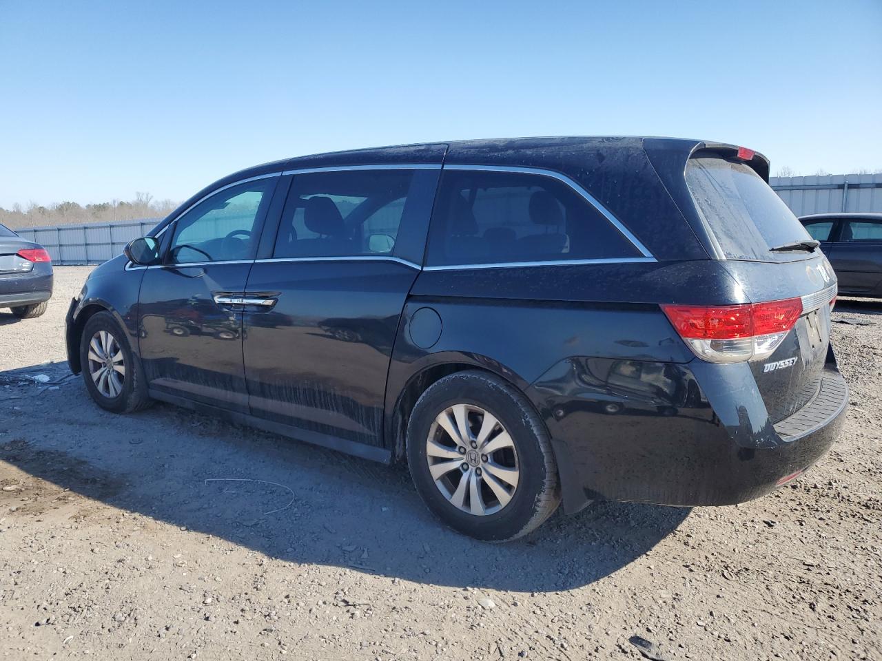 2014 Honda Odyssey - Image 2