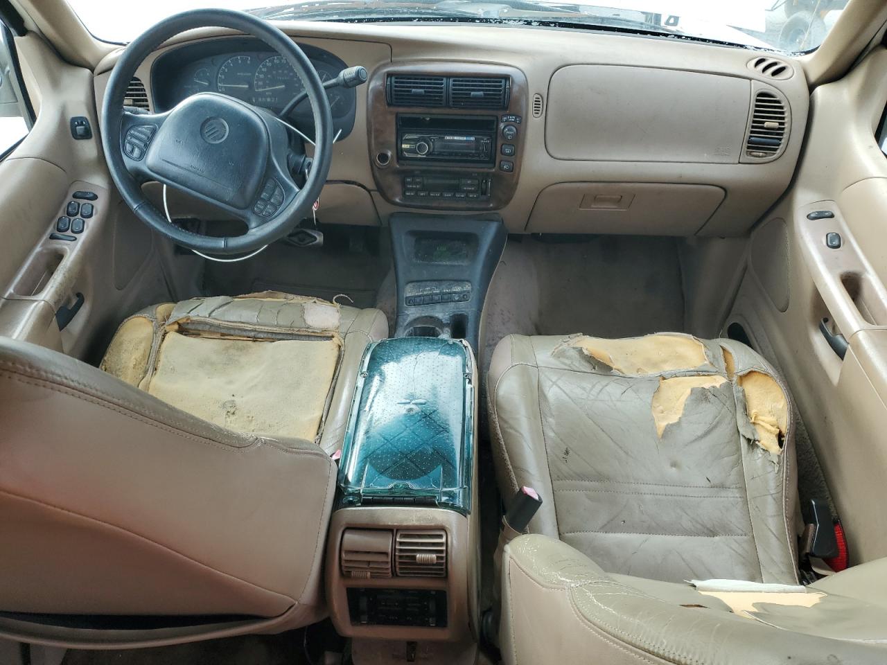 2000 Mercury Mountaineer - Image 8