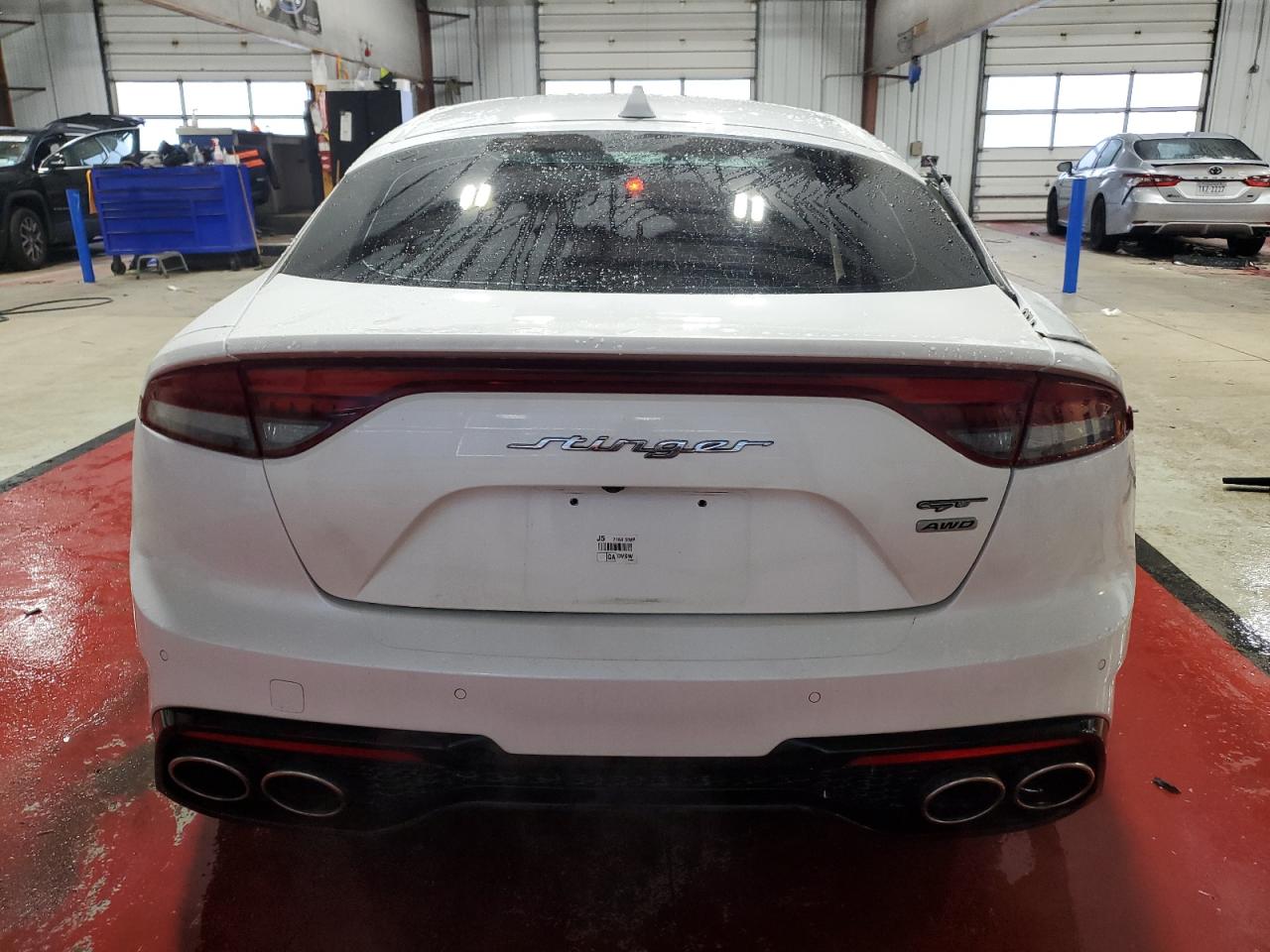 2022 Kia Stinger - Image 6