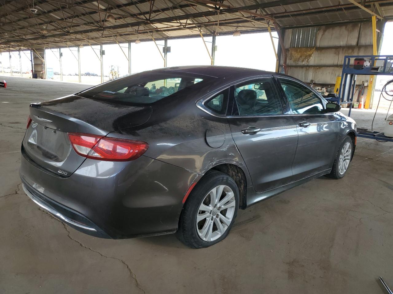 2016 Chrysler 200 - Image 3