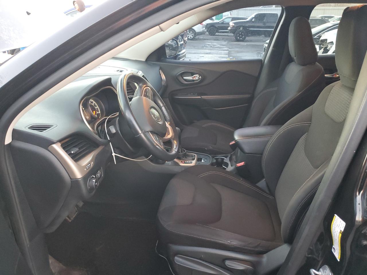 2015 Jeep Grand Cherokee - Image 7