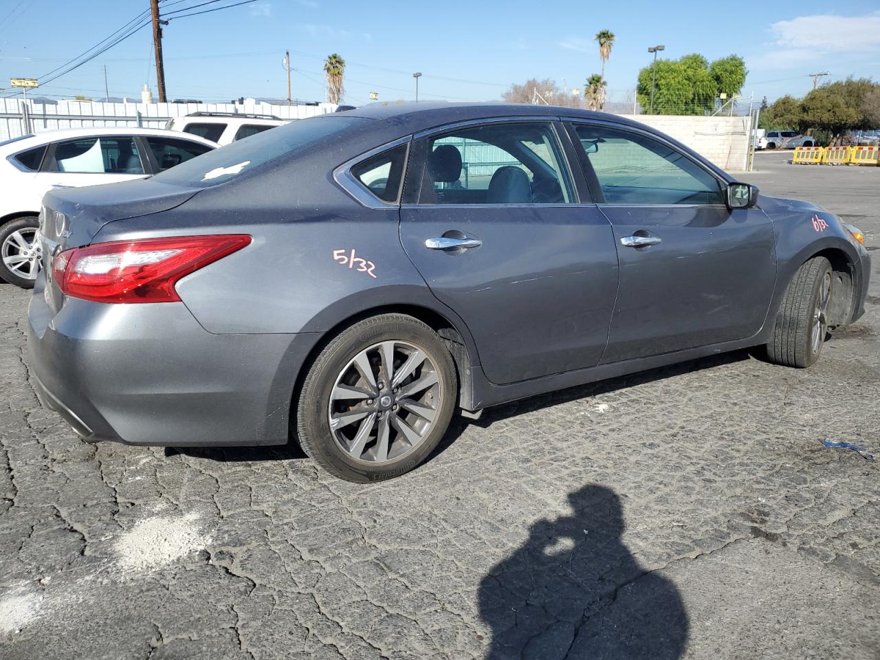 2017 Nissan Altima - Image 3
