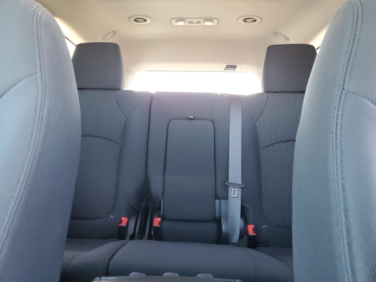 2011 Chevrolet Traverse - Image 10