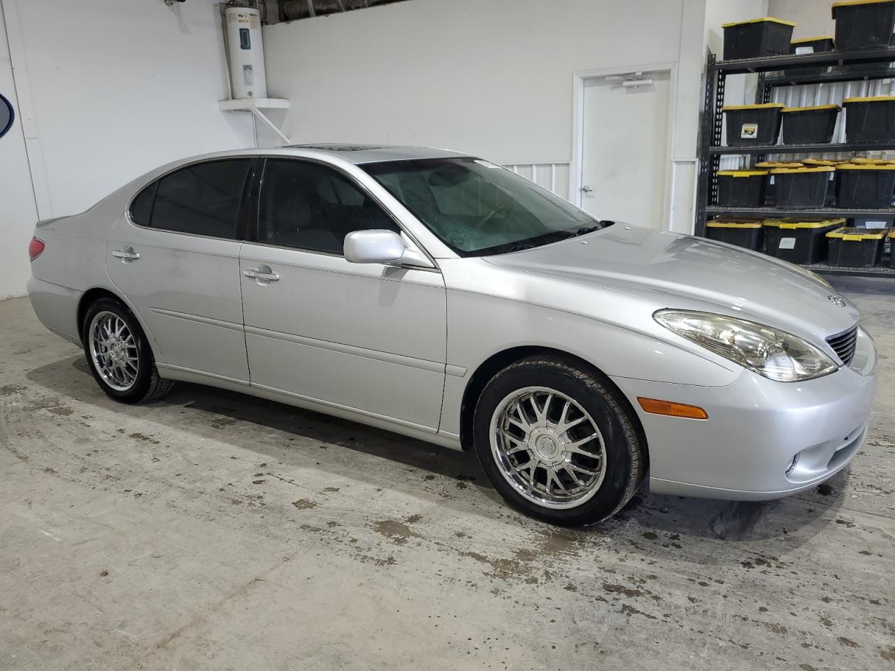 2005 Lexus ES - Image 4
