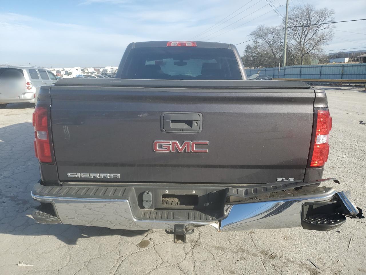 2015 GMC Sierra - Image 6