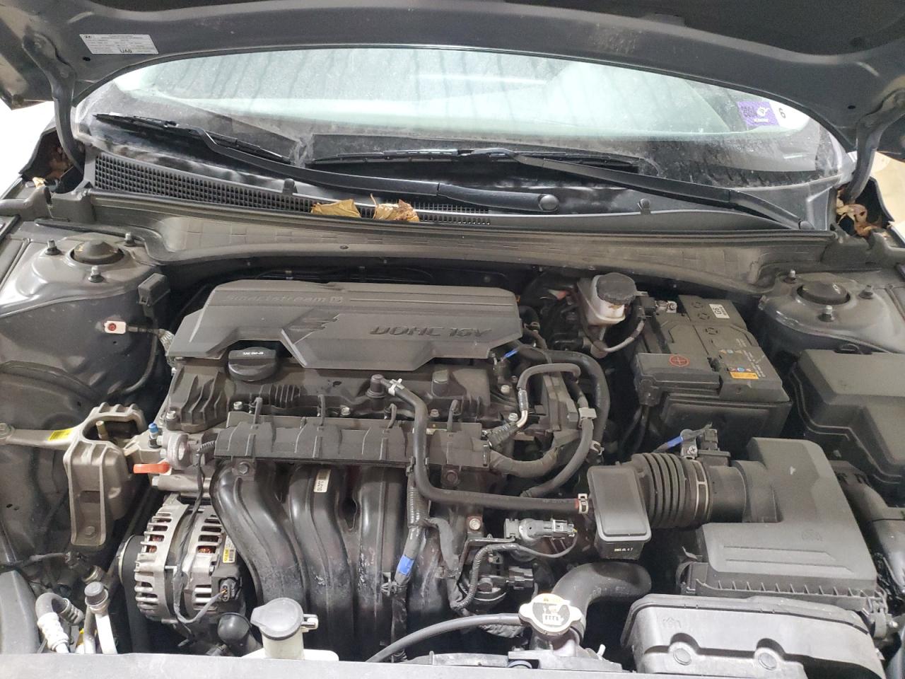 2023 Hyundai Elantra - Image 11