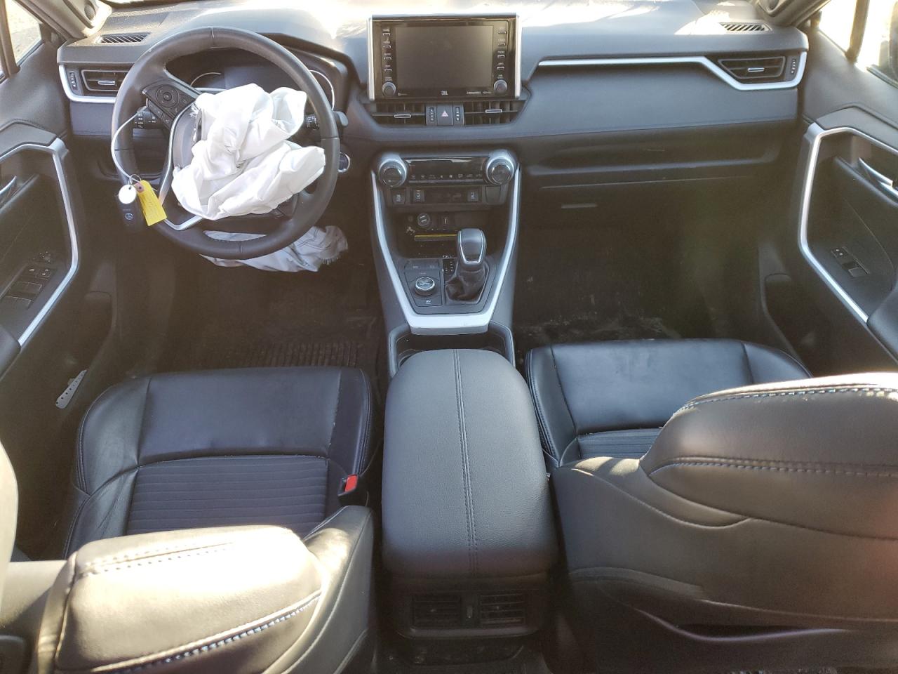 2020 Toyota RAV 4 - Image 8