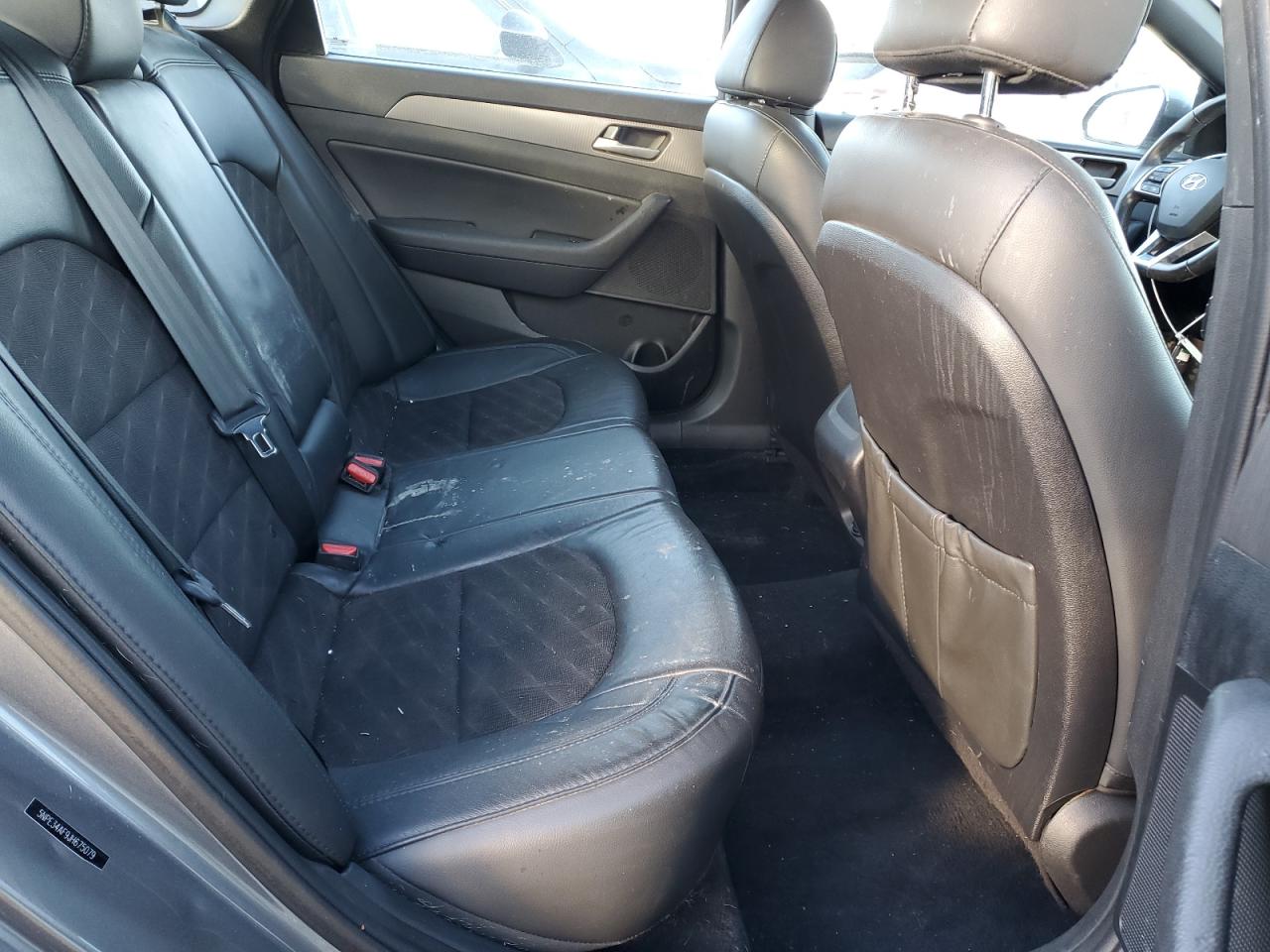 2018 Hyundai Sonata - Image 10