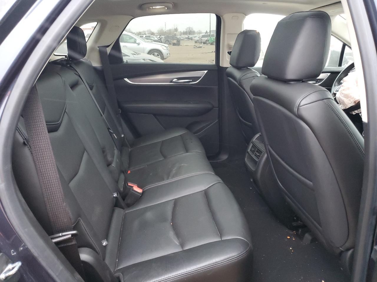 2019 Cadillac XT5 - Image 10