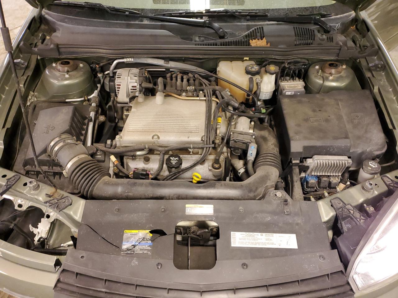 2004 Chevrolet Malibu - Image 11