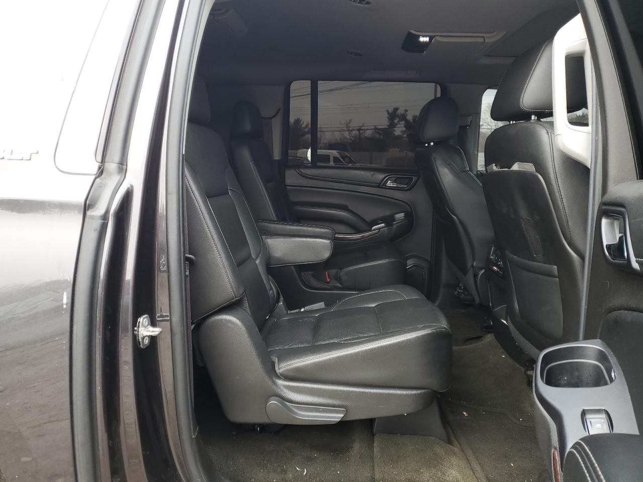 2015 GMC Yukon - Image 11