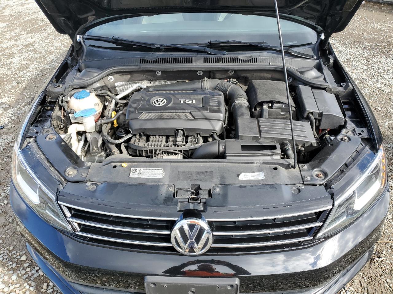 2016 Volkswagen Jetta - Image 13