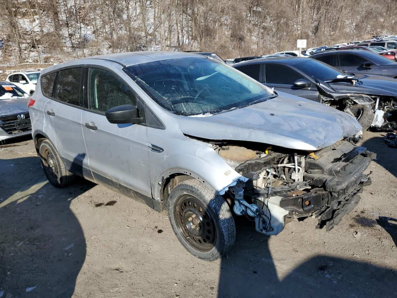 VIN 1FMCU0F75GUC35224 2016 FORD ESCAPE no.4