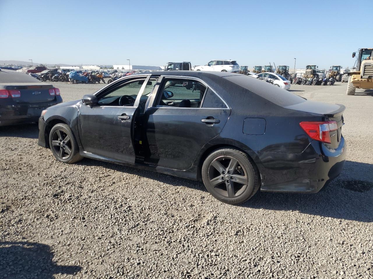 2013 Toyota Camry - Image 2