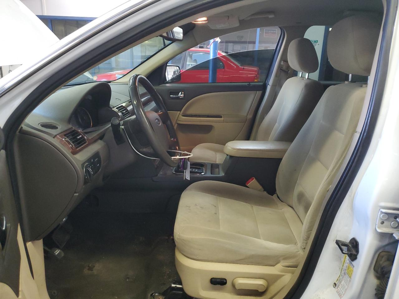 2008 Ford Taurus - Image 7