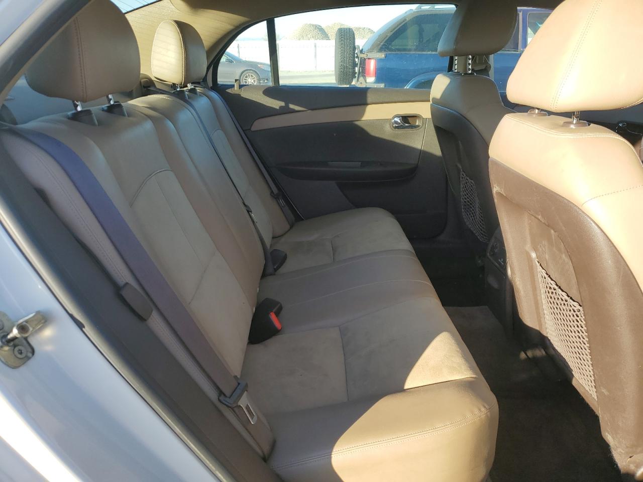 2011 Chevrolet Malibu - Image 10