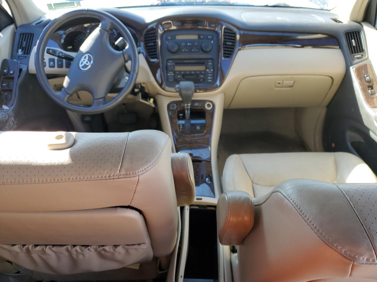 2002 Toyota Highlander - Image 8