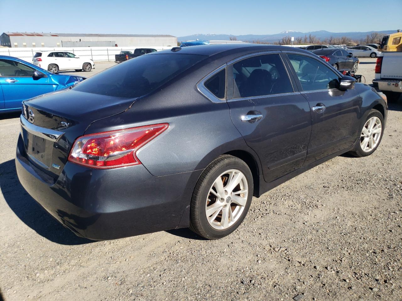2013 Nissan Altima - Image 3