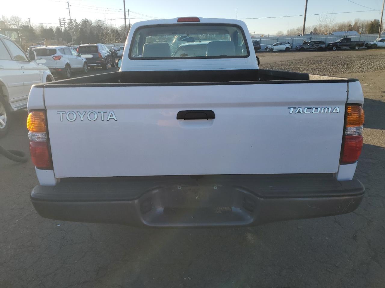2004 Toyota Tacoma - Image 6