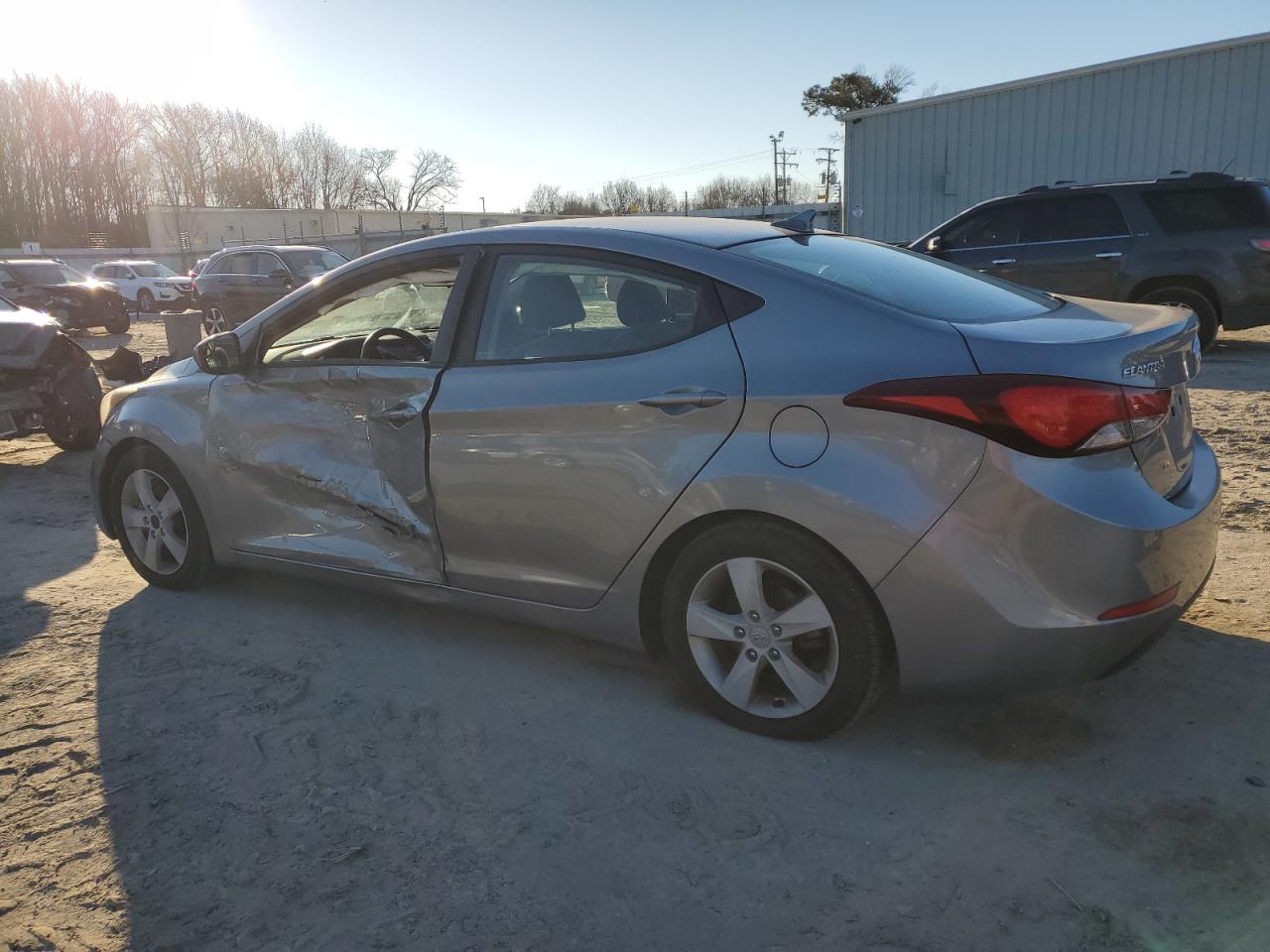 2015 Hyundai Elantra - Image 2