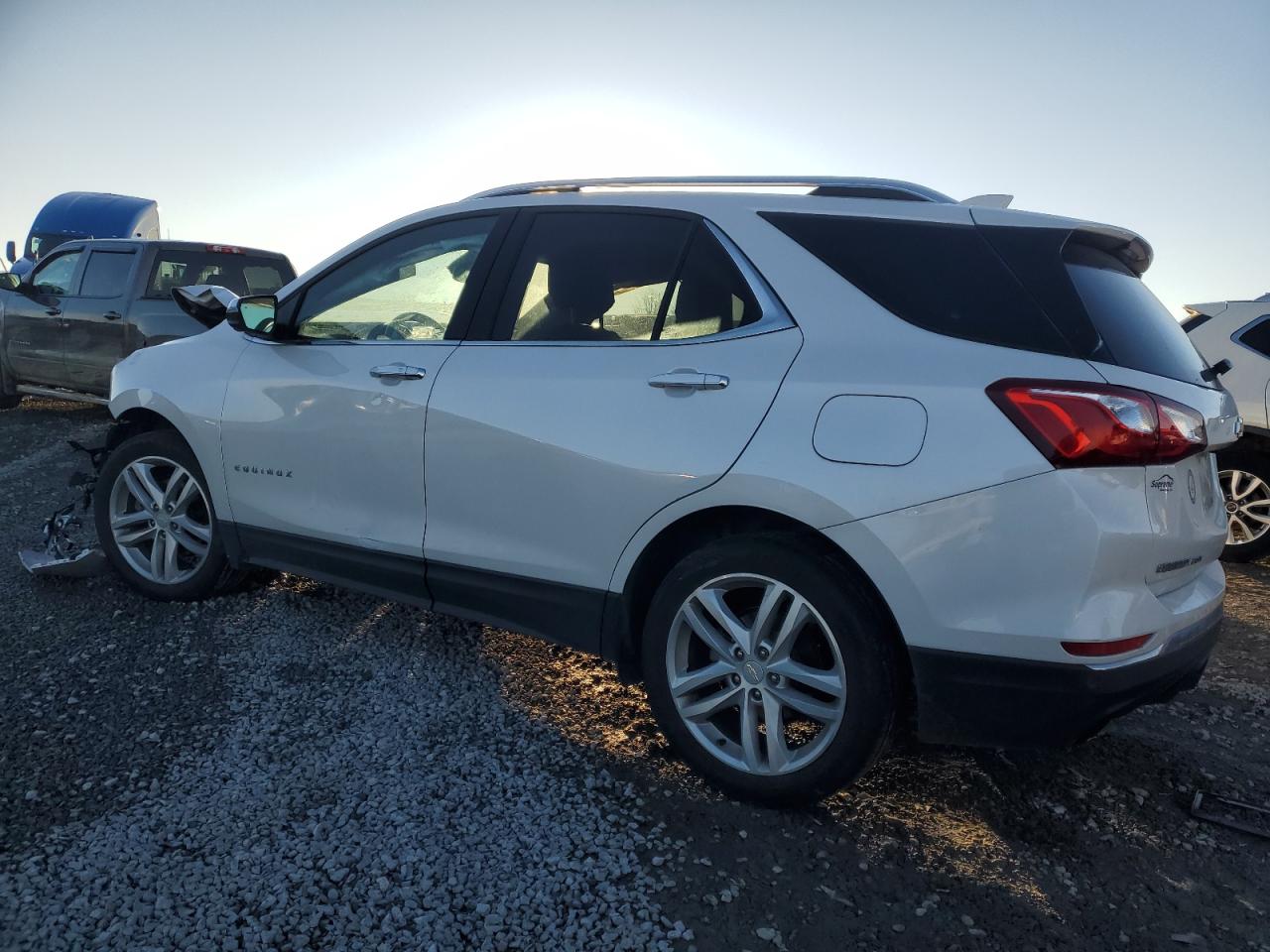 2020 Chevrolet Equinox - Image 2