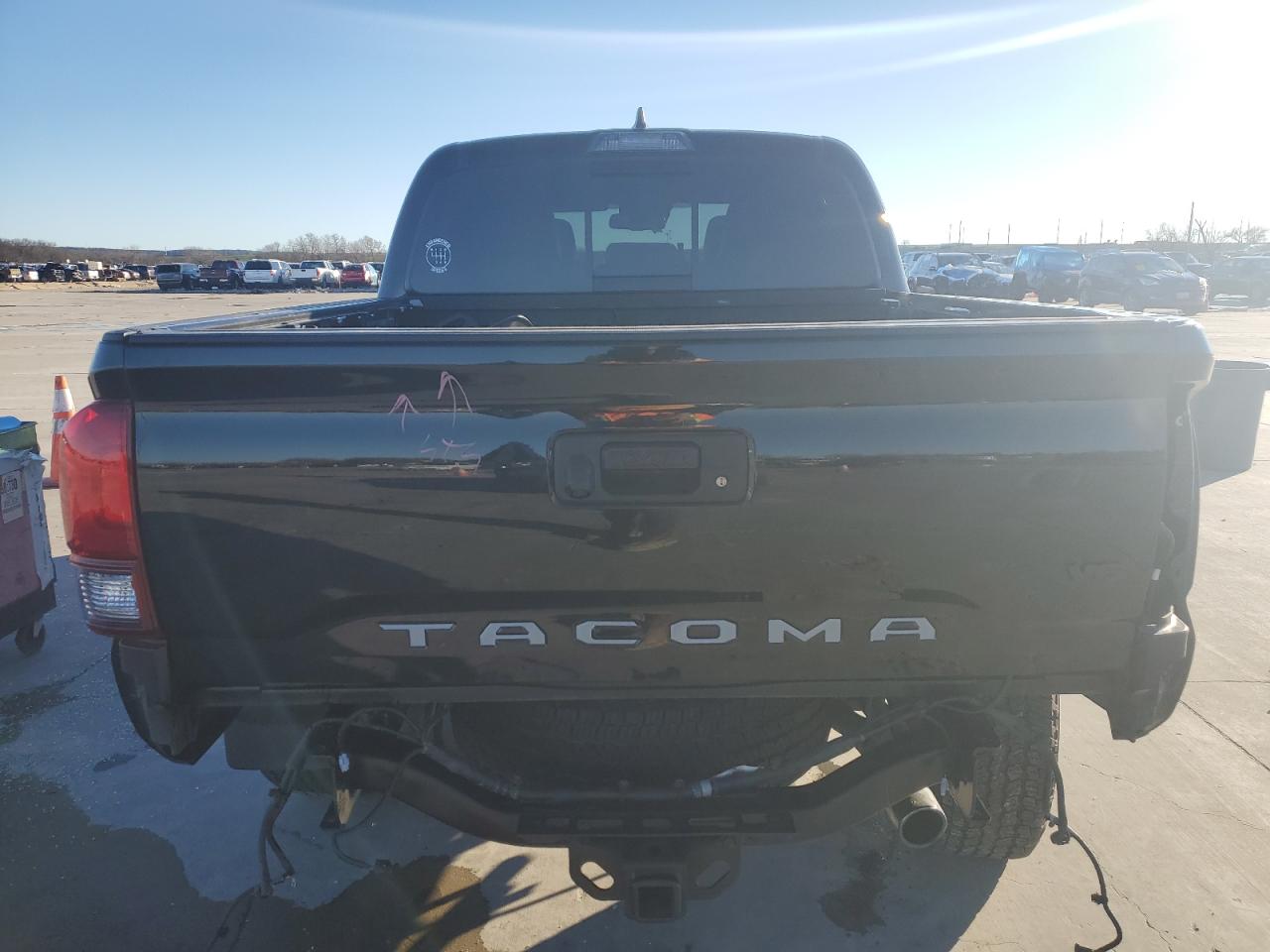 2019 Toyota Tacoma - Image 6