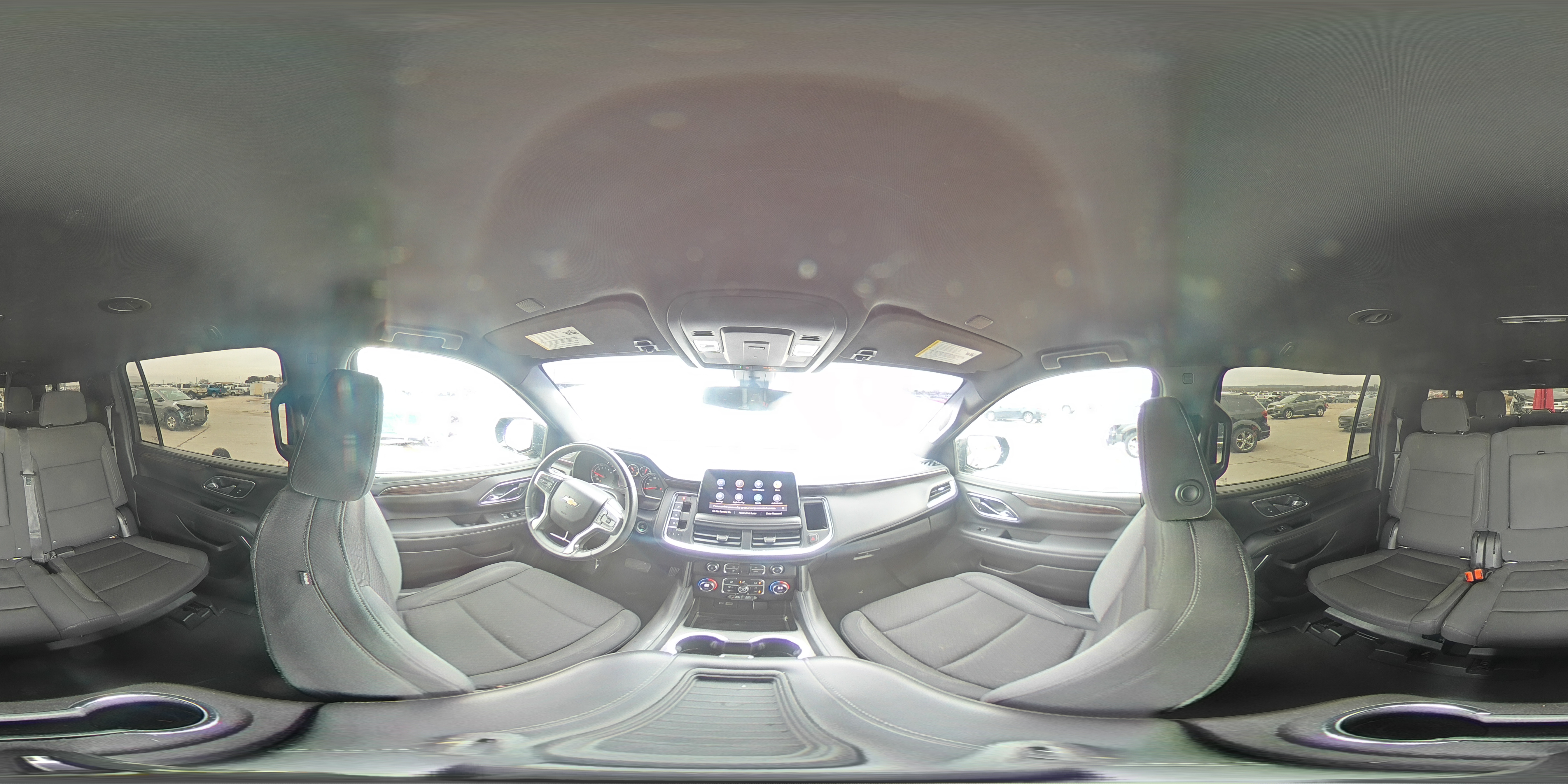 2021 Chevrolet Suburban - Image 15