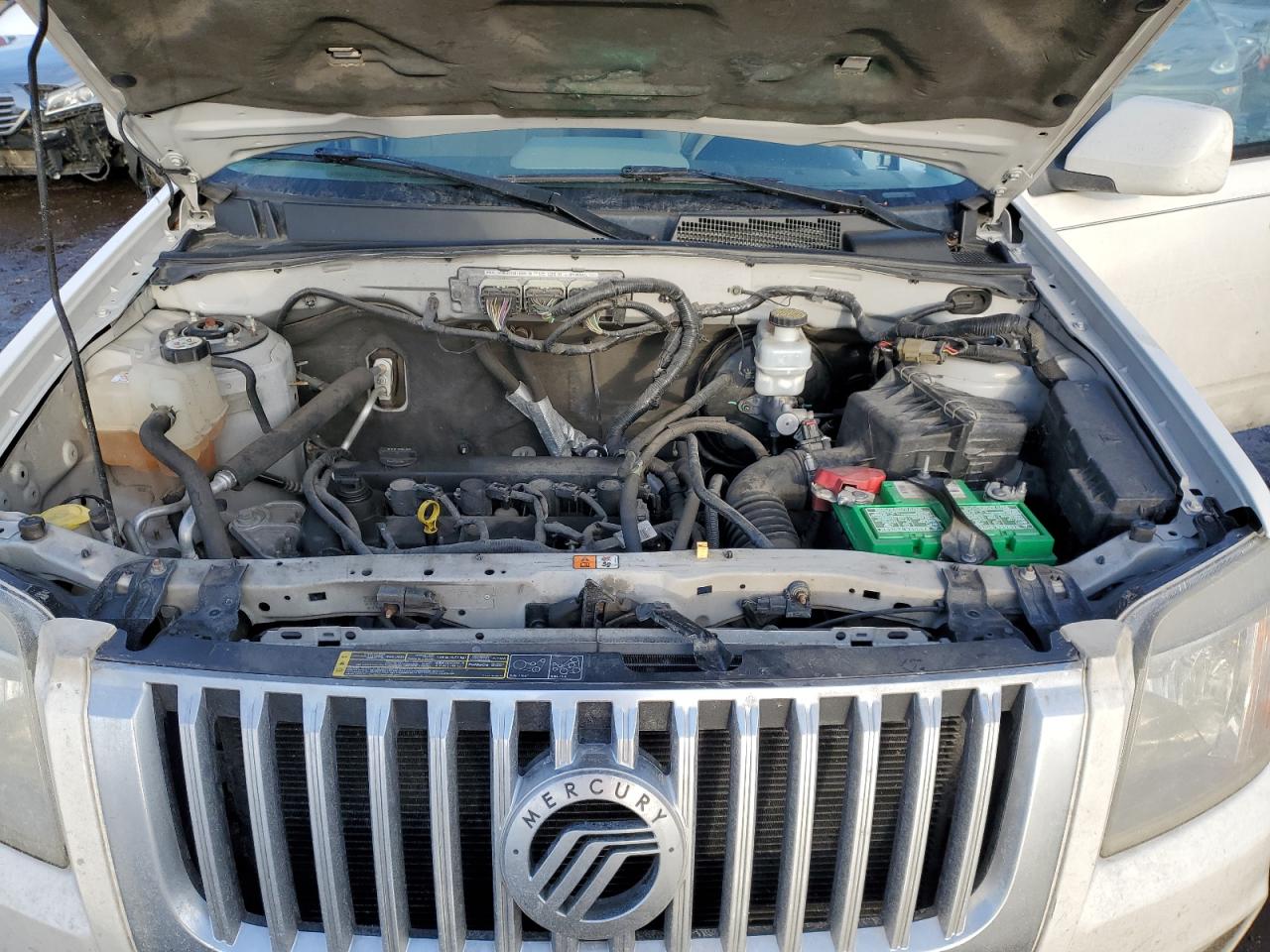 2010 Mercury Mariner - Image 12