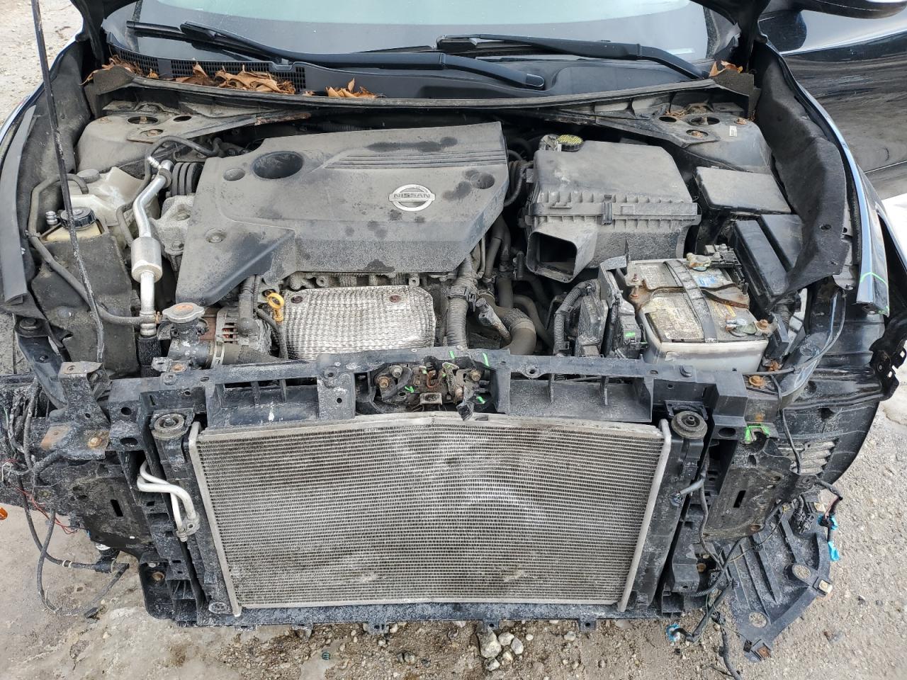 2015 Nissan Altima - Image 11