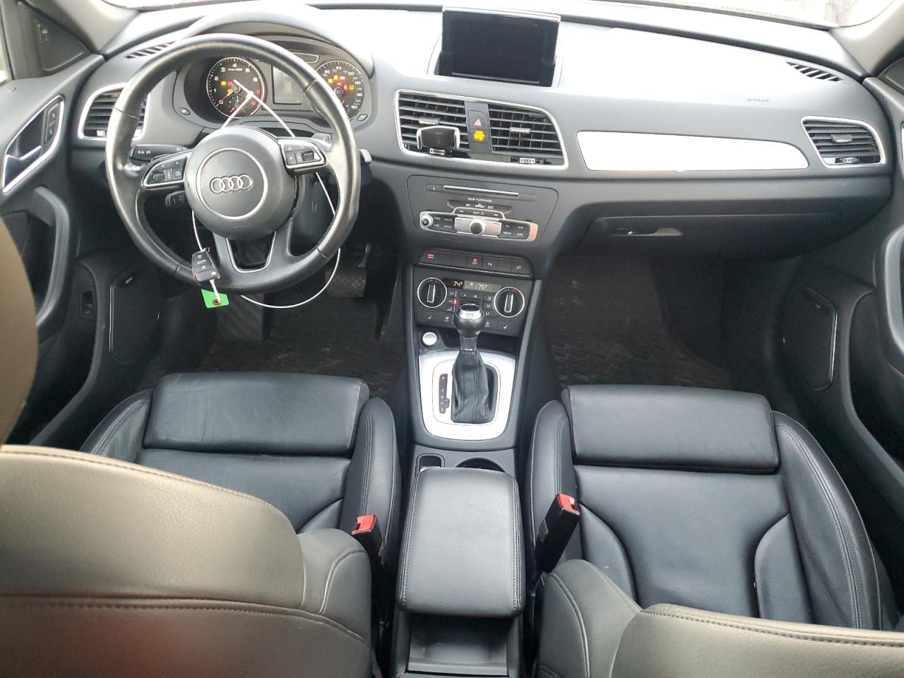 2016 Audi Q3 - Image 8
