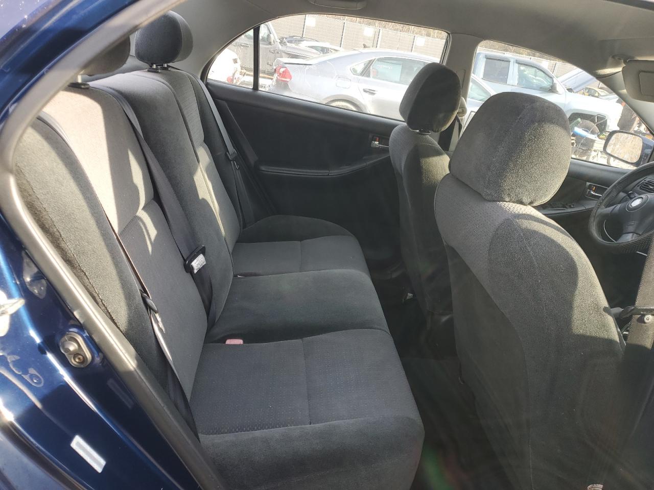2004 Toyota Corolla - Image 10