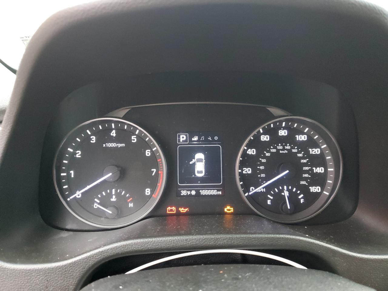 2018 Hyundai Elantra - Image 9