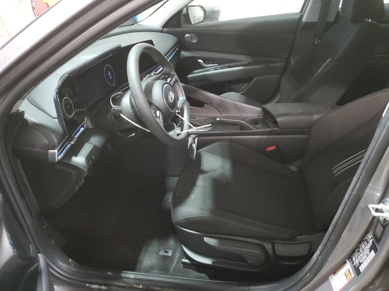 2024 Hyundai Elantra - Image 7