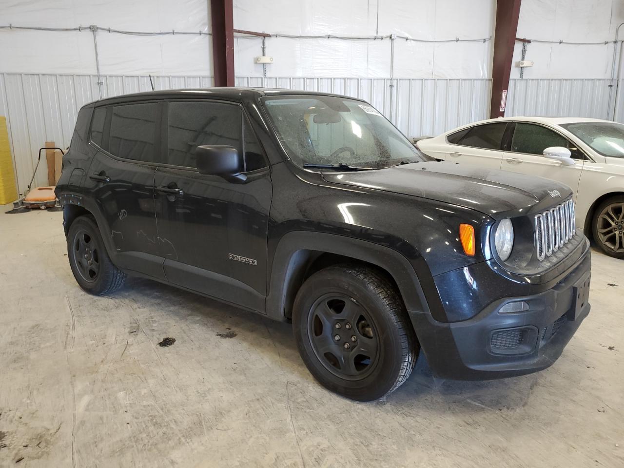 2017 Jeep Renegade - Image 4
