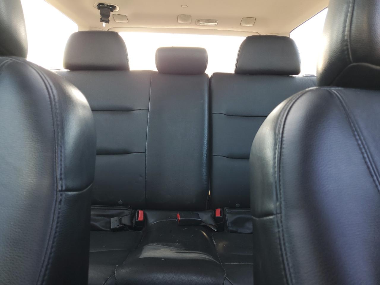 2008 Subaru Outback - Image 10