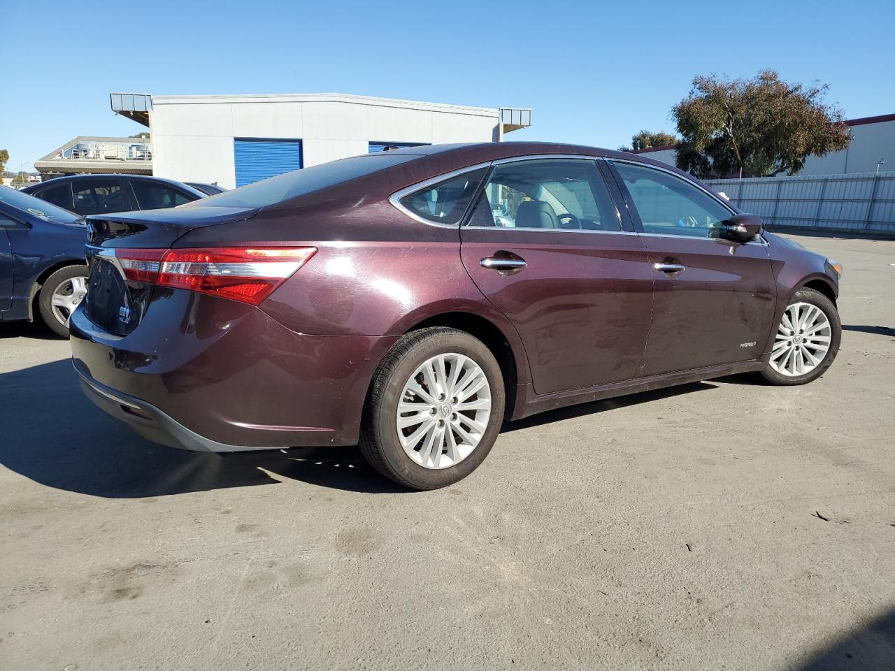 2015 Toyota Avalon - Image 3