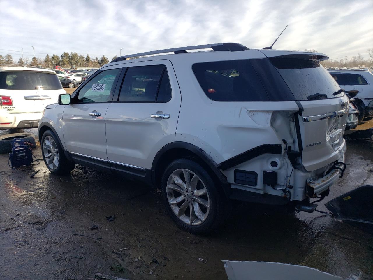 2015 Ford Explorer - Image 2