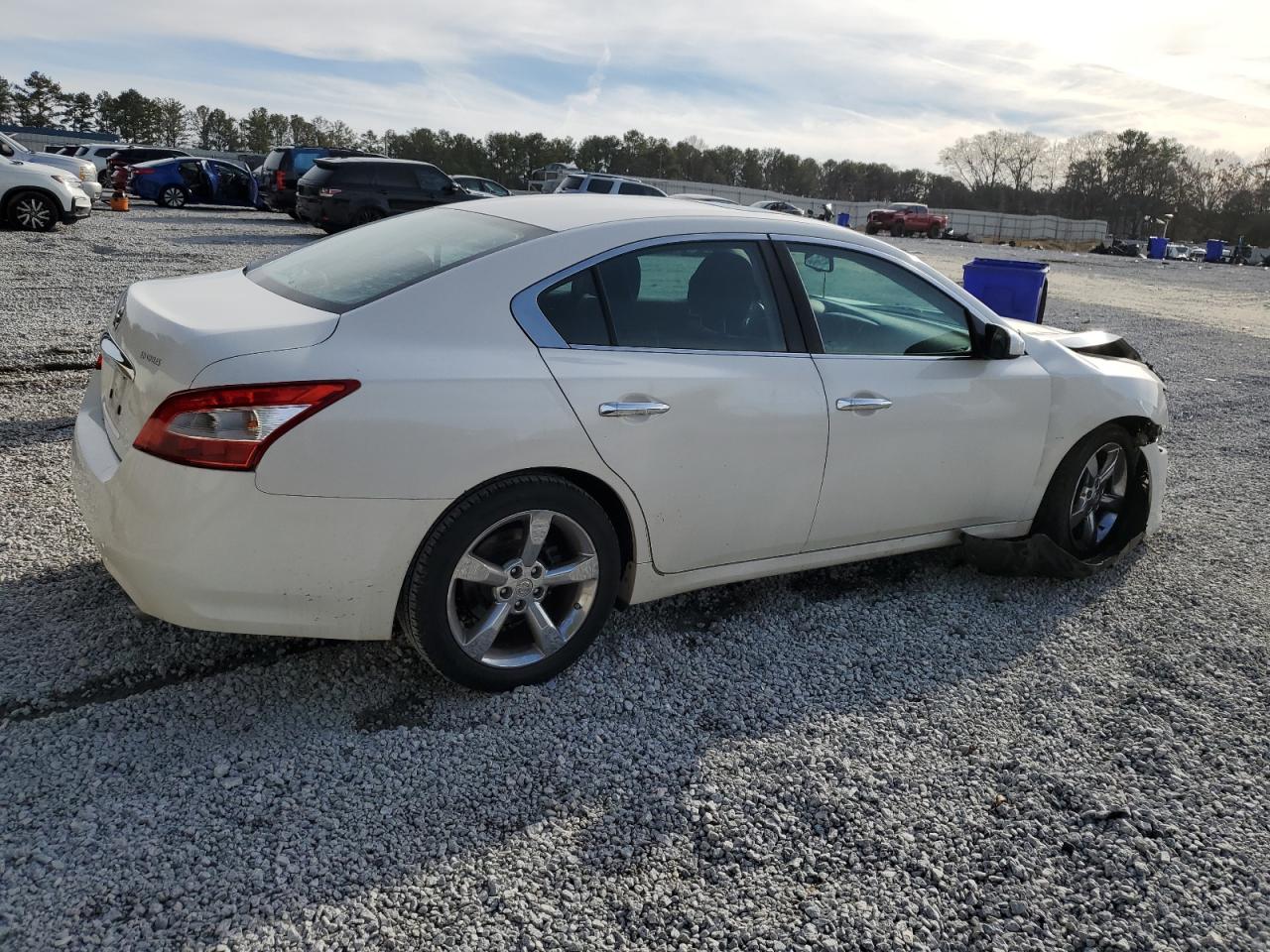 2009 Nissan Maxima - Image 3