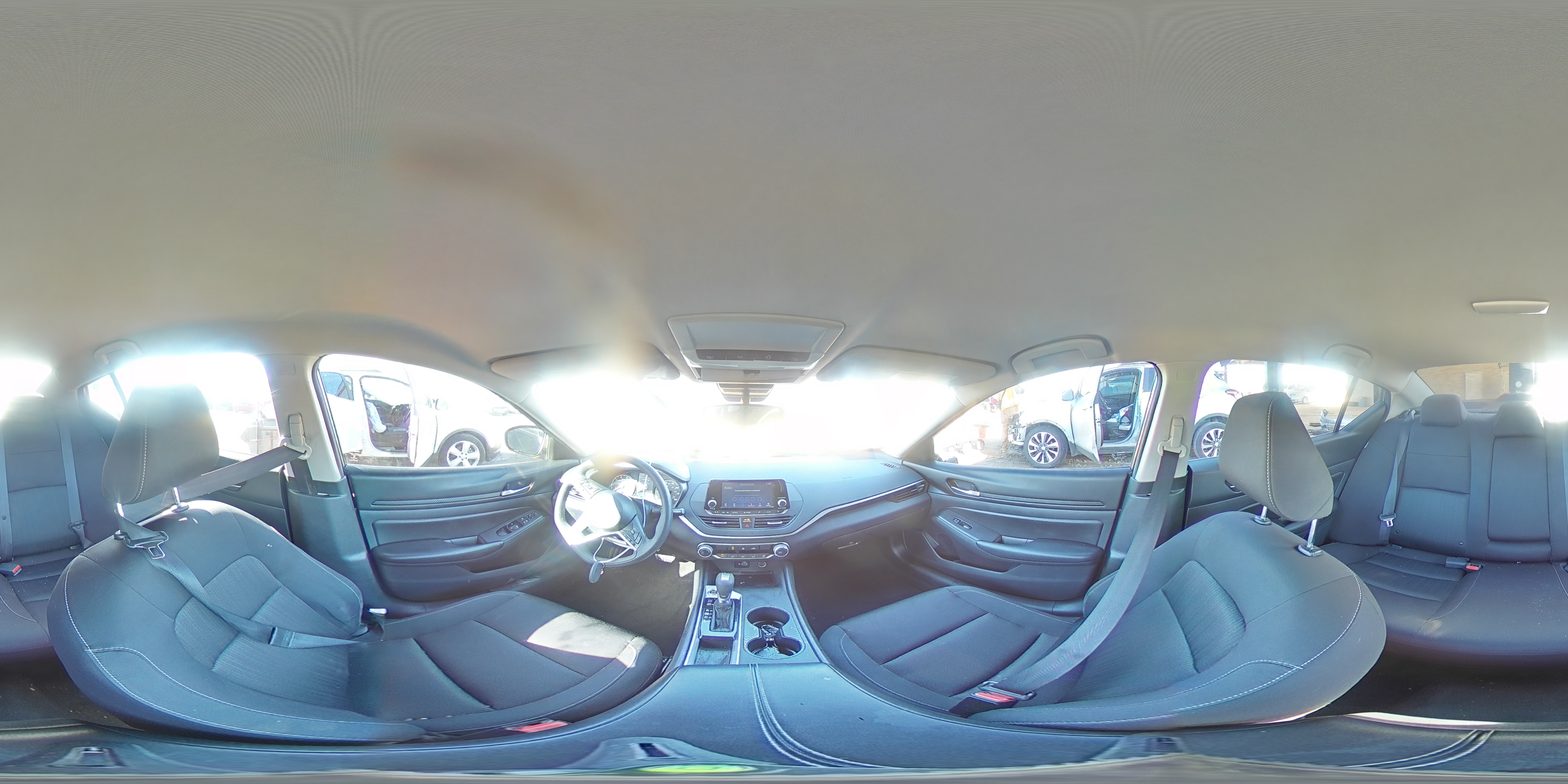 2021 Nissan Altima - Image 14
