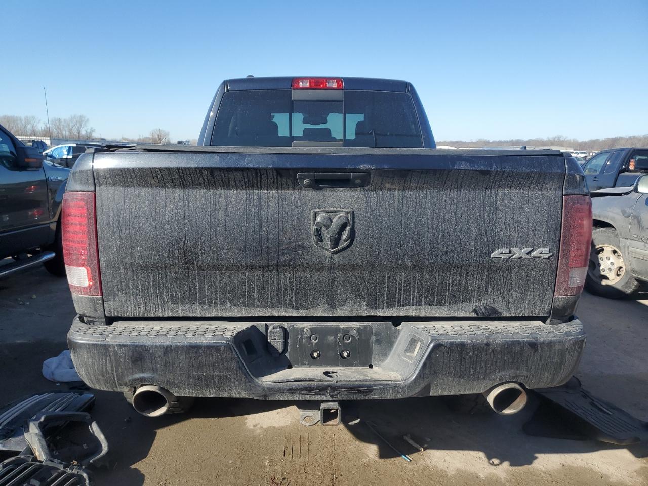 2015 RAM 1500 - Image 6